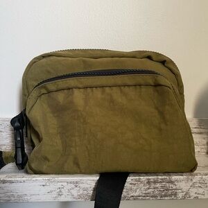 BAGGU Olive Green Fanny Pack